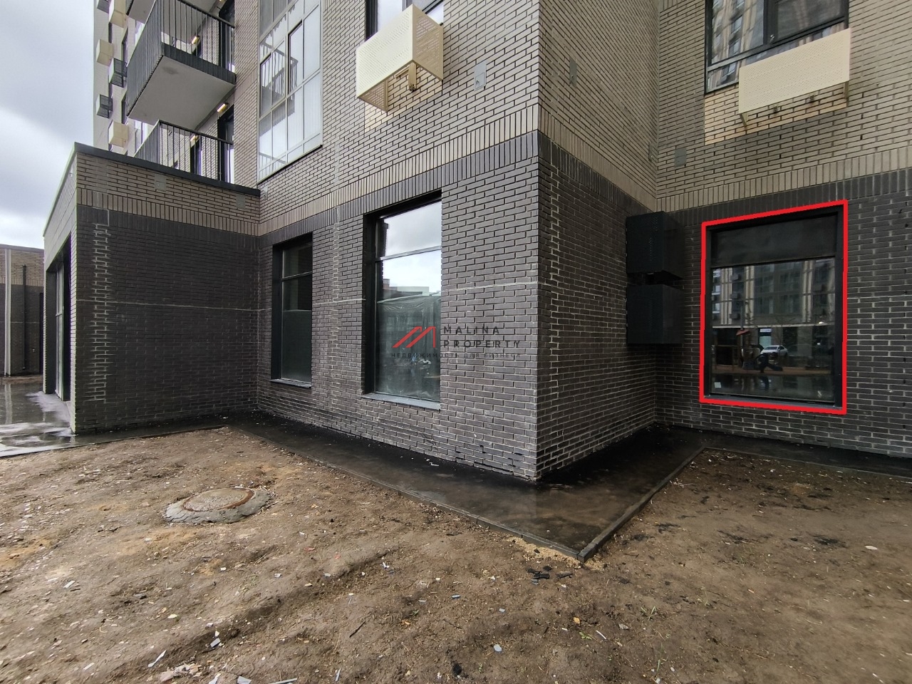 Продажа торгового помещения в новом доме