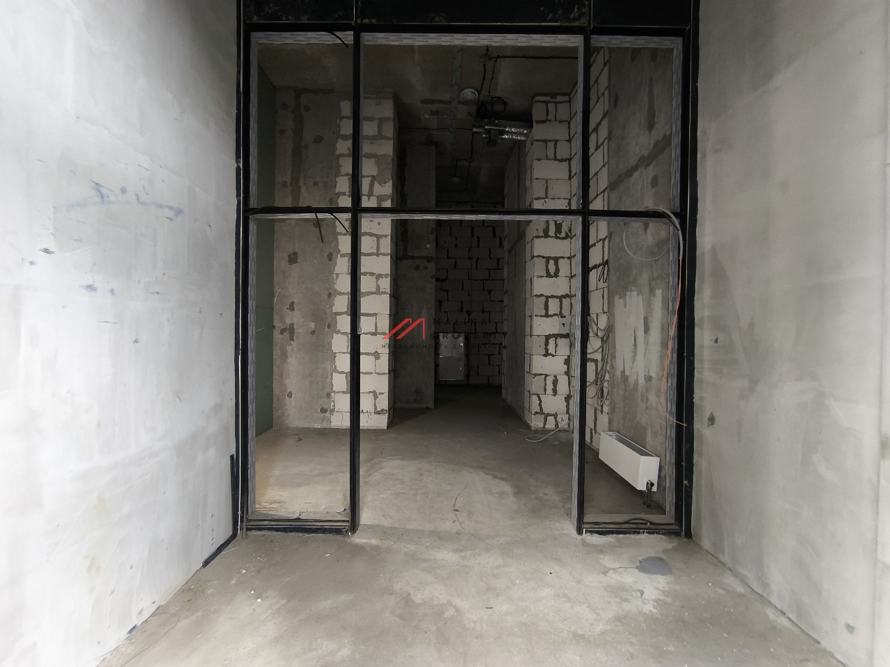 Продажа торгового помещения в новом доме