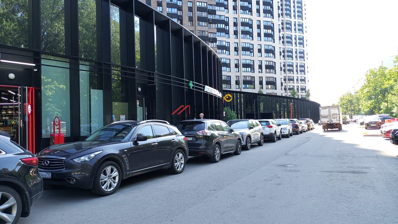 Продажа помещения с арендаторами в  ЖК "Фестиваль-парк"