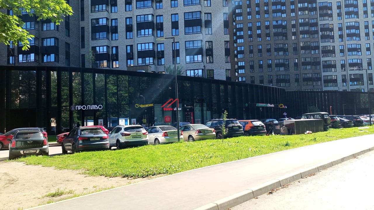 Продажа помещения с арендаторами в  ЖК "Фестиваль-парк"