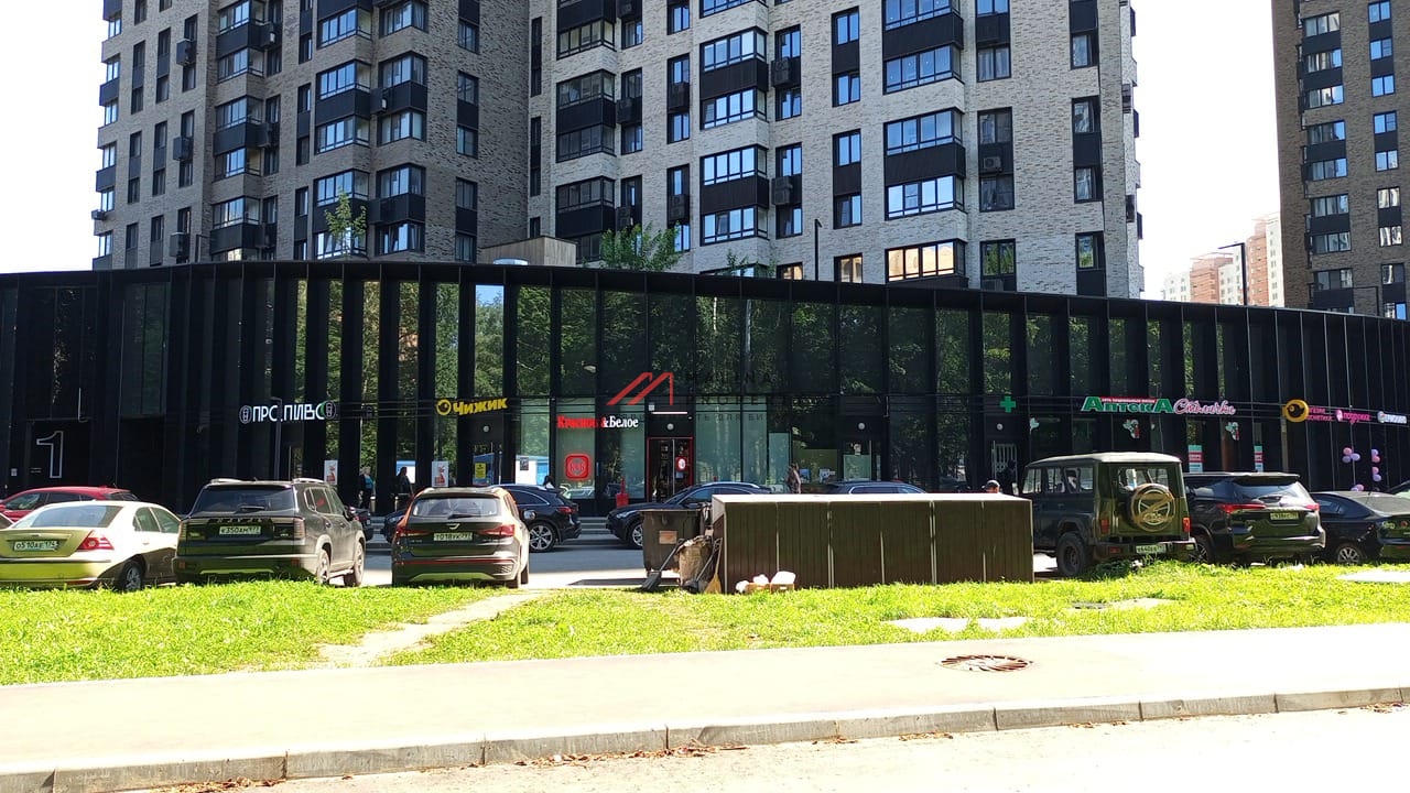 Продажа помещения с арендаторами в  ЖК "Фестиваль-парк"