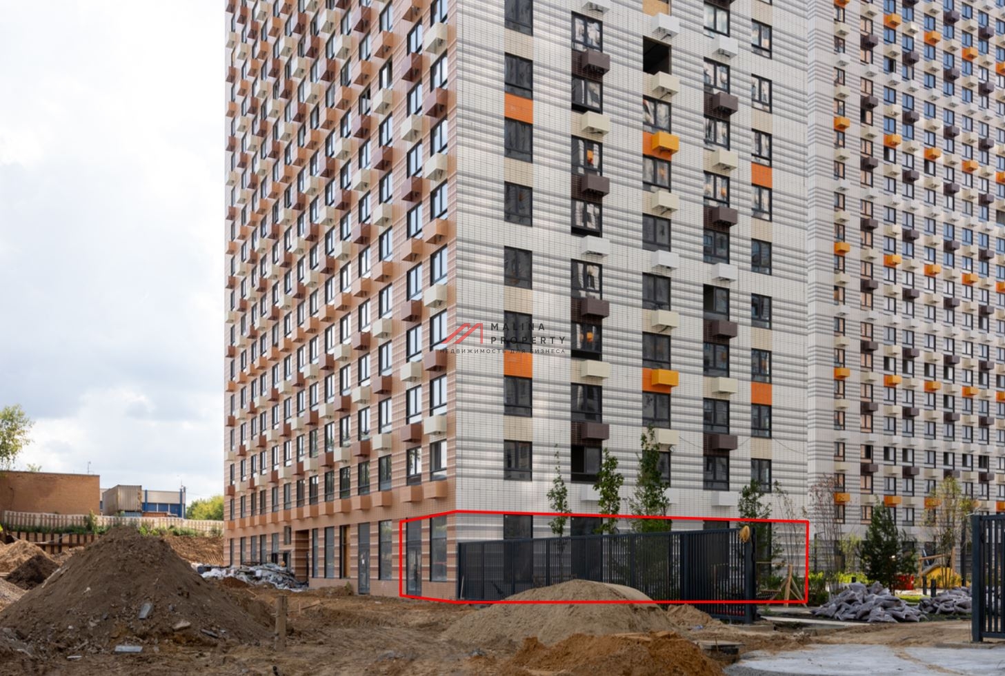 Продажа помещения с супермаркетом Магнит в ЖК "Амурский Парк"