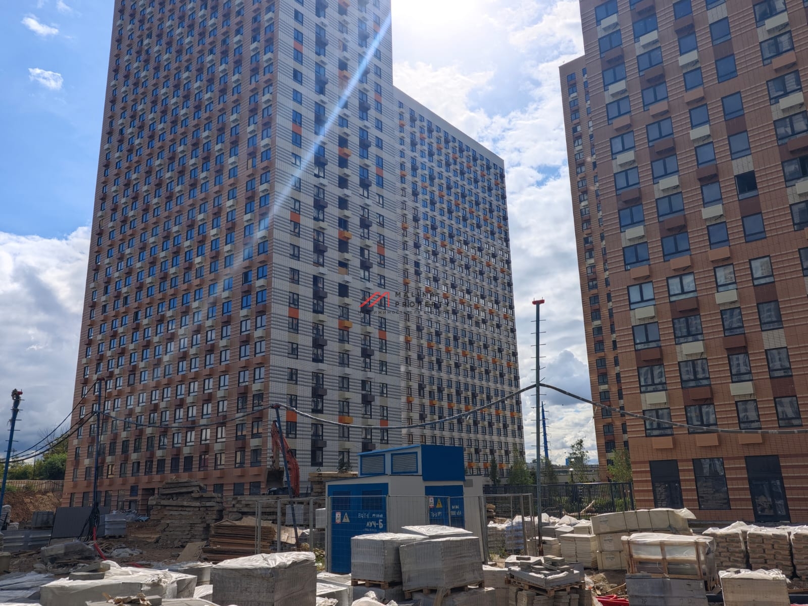 Продажа помещения с супермаркетом Магнит в ЖК "Амурский Парк"