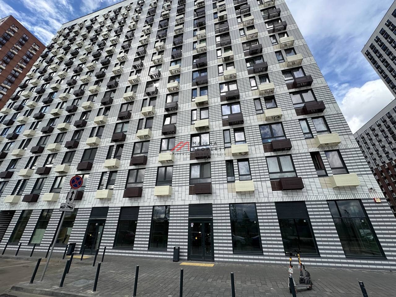 Аренда помещения в центре ЖК "Белая Дача Парк"