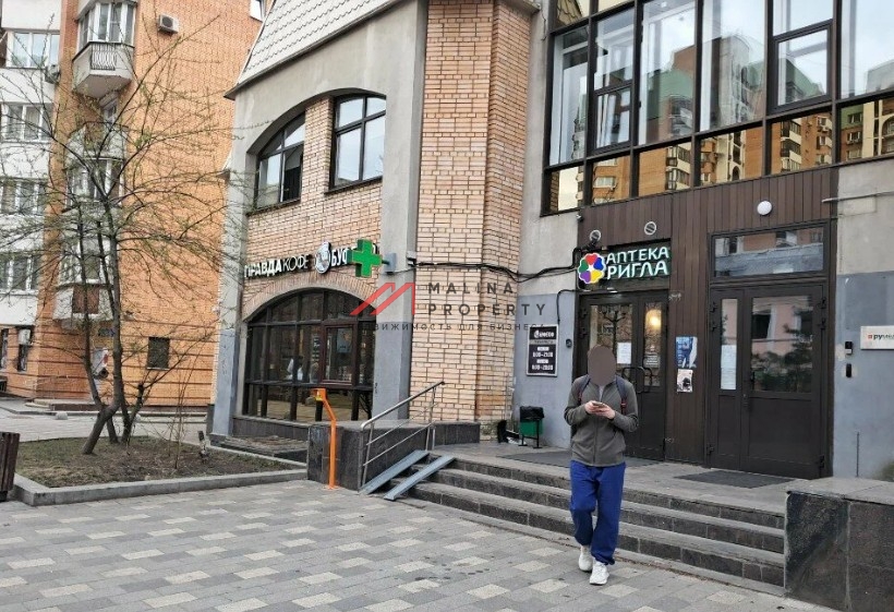 Продажа помещения с сетевыми арендаторами