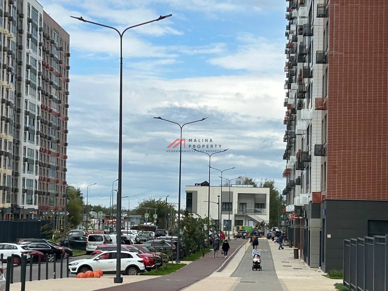 Продажа торгового помещения с арендатором Улыбка Радуги