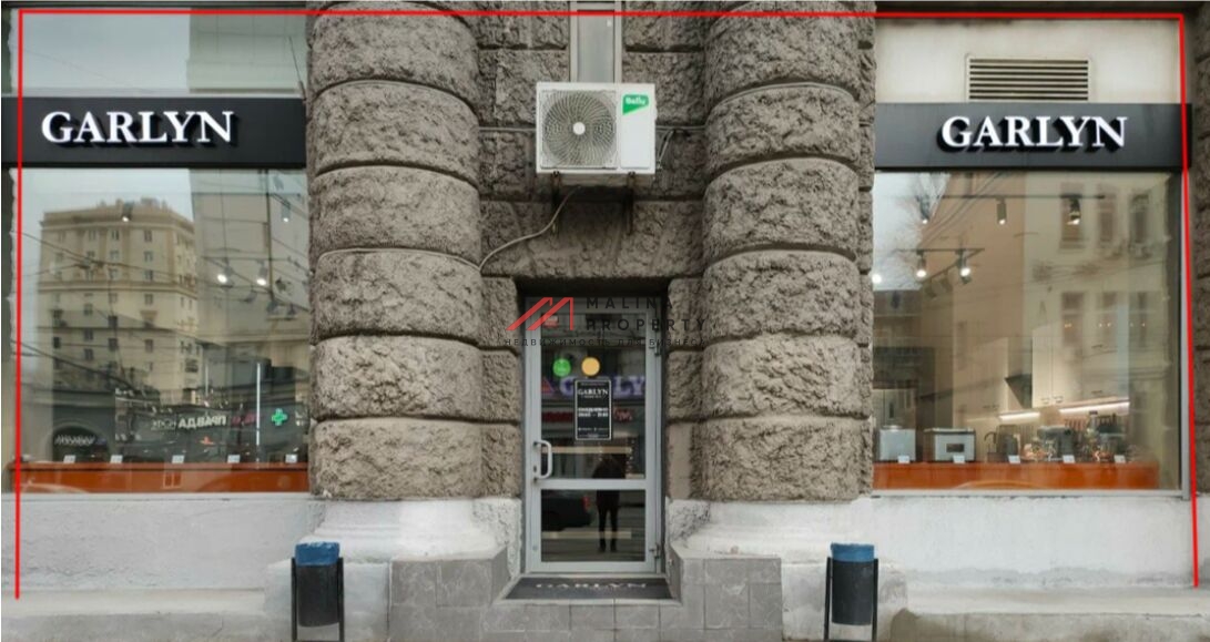 Аренда торгового помещения у метро Красносельская