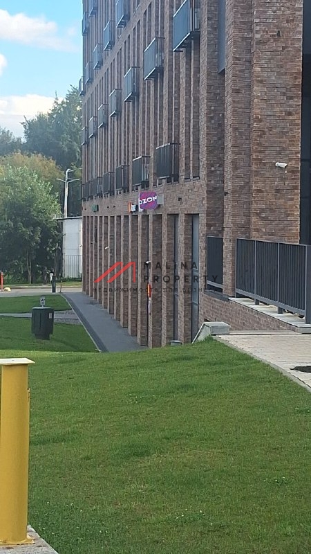 Продажа торгового помещения с арендаторами Яндекс и Ozon в ЖК "B’aires" 