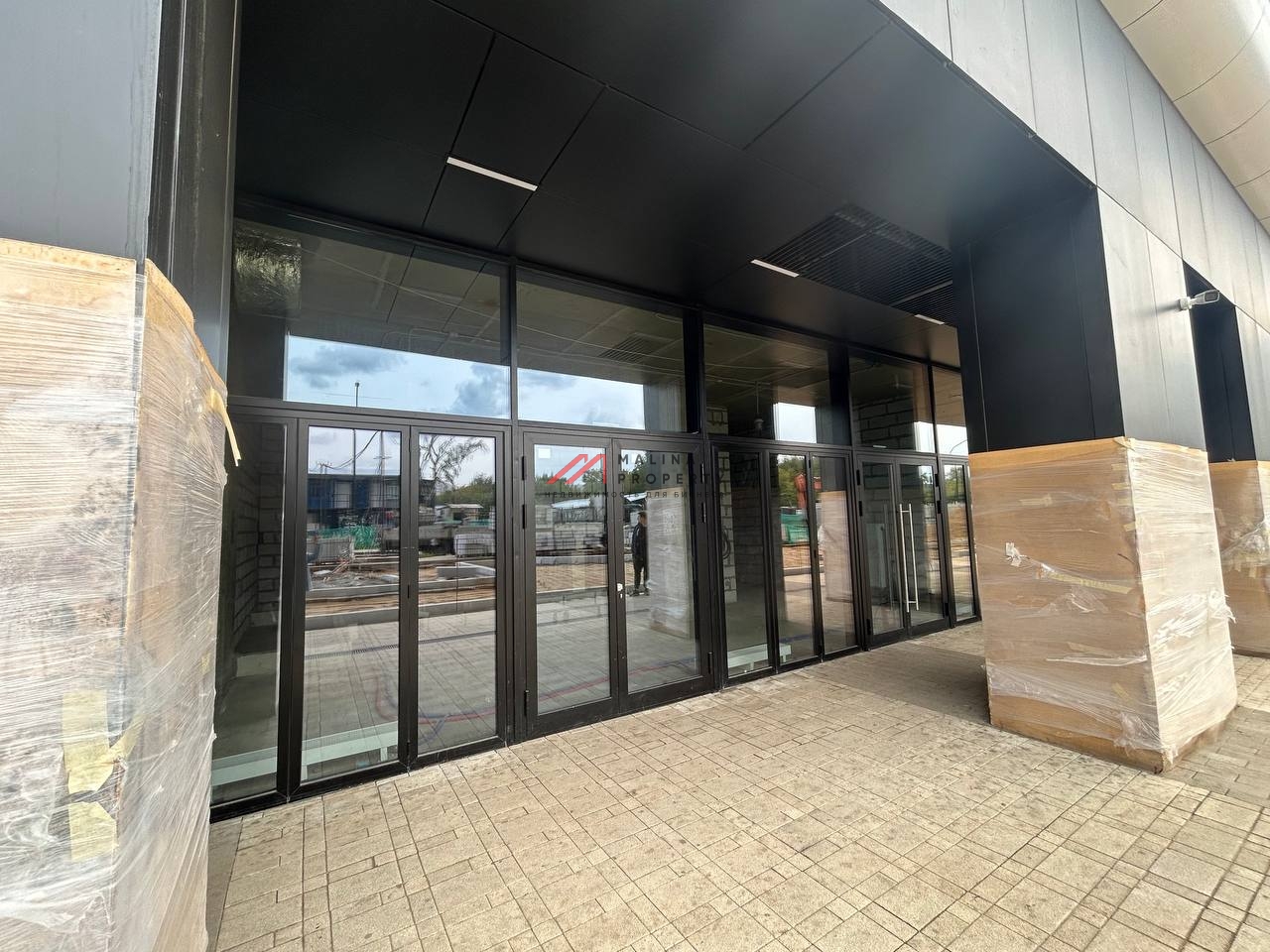 Аренда помещения под общепит в жилом комплексе "Остров"