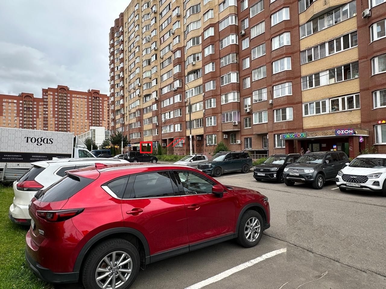 Продажа торгового помещения с арендатором в г. Долгопрудный 