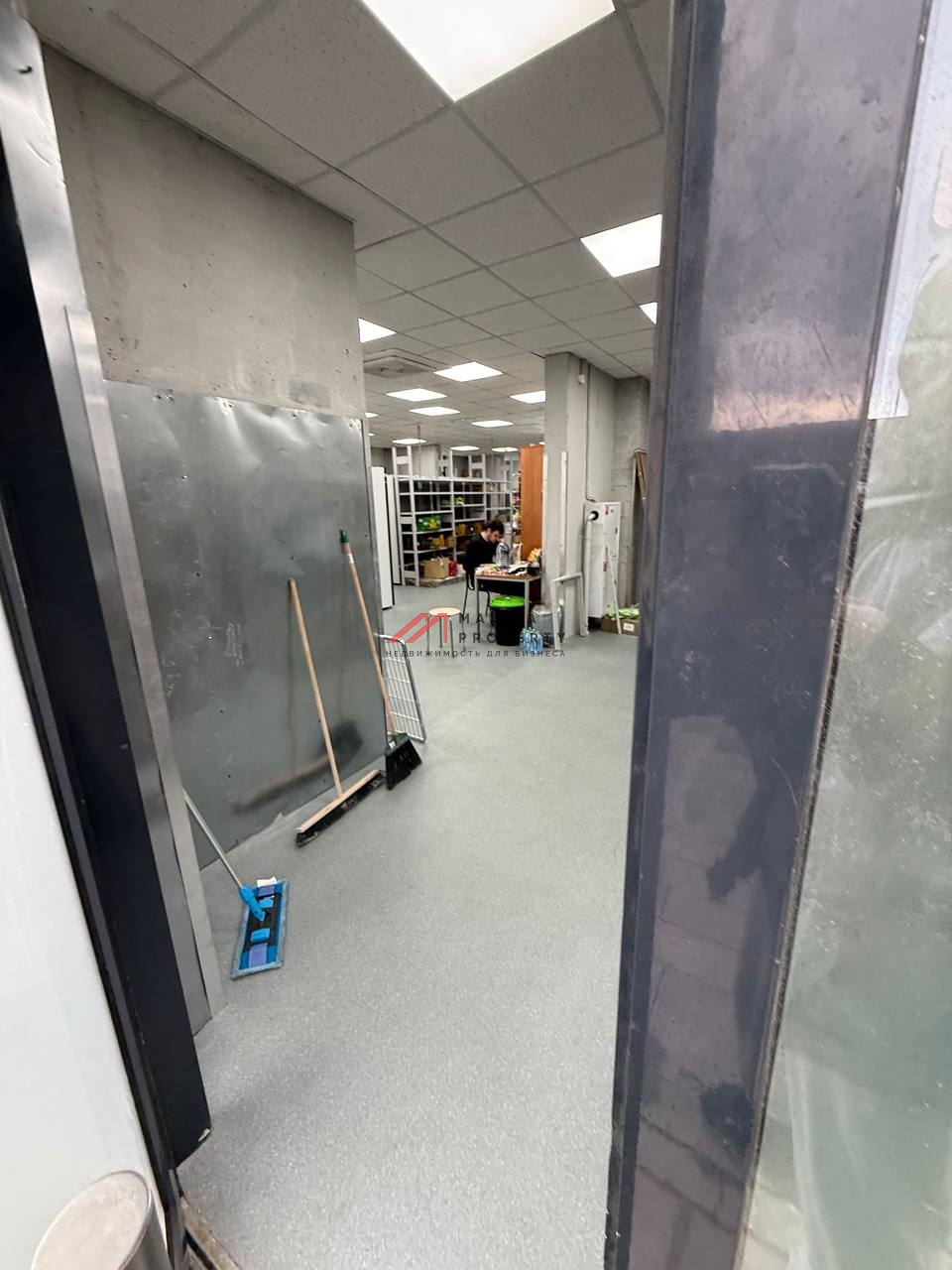 Продажа помещения с арендатором Самокат в ЖК Пригород Лесное 