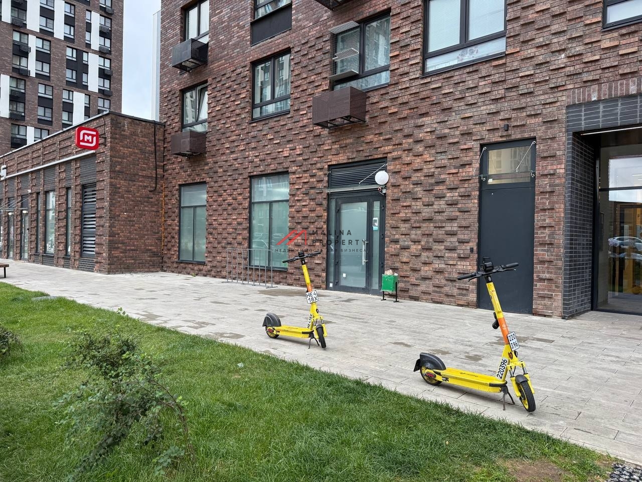Продажа помещения с арендатором Самокат в ЖК Пригород Лесное 