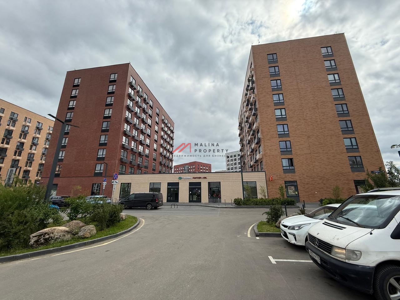 Продажа арендного бизнеса с медцентром в ЖК "Ильинские Луга"