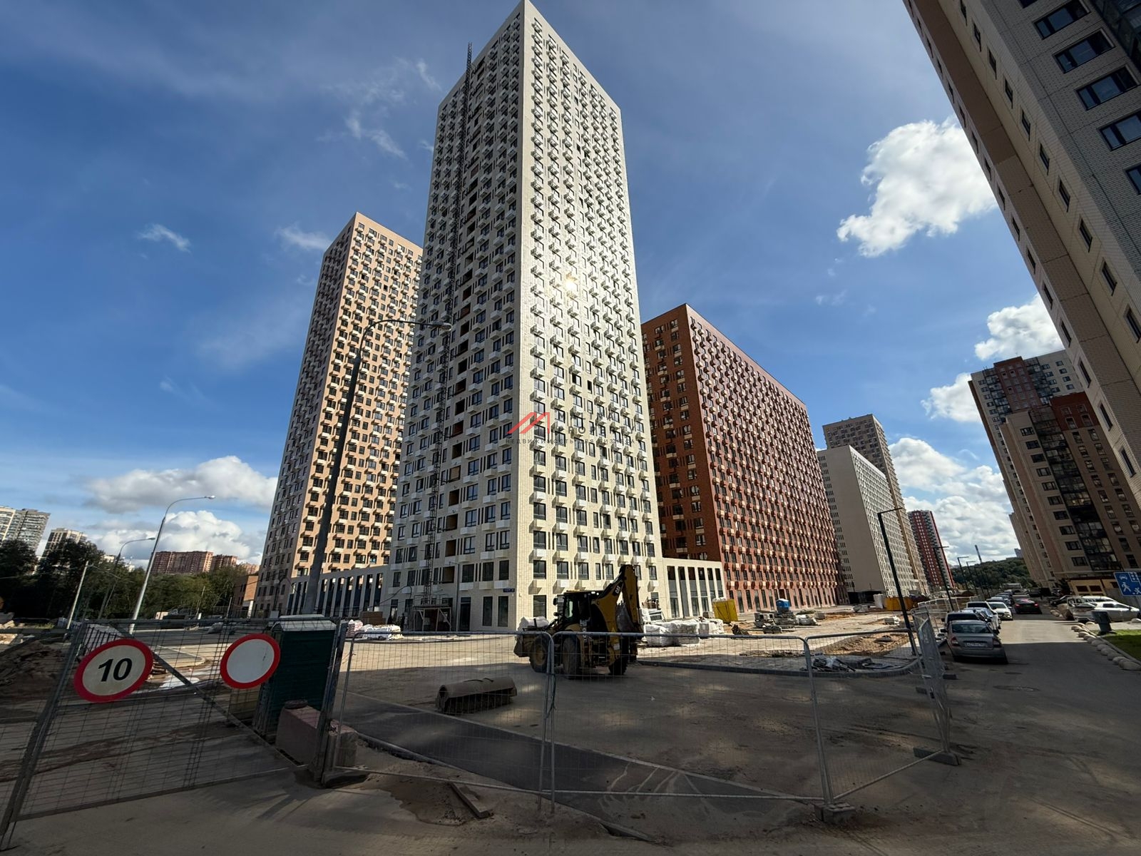 Аренда помещения под магазин в ЖК "Митинский Лес"