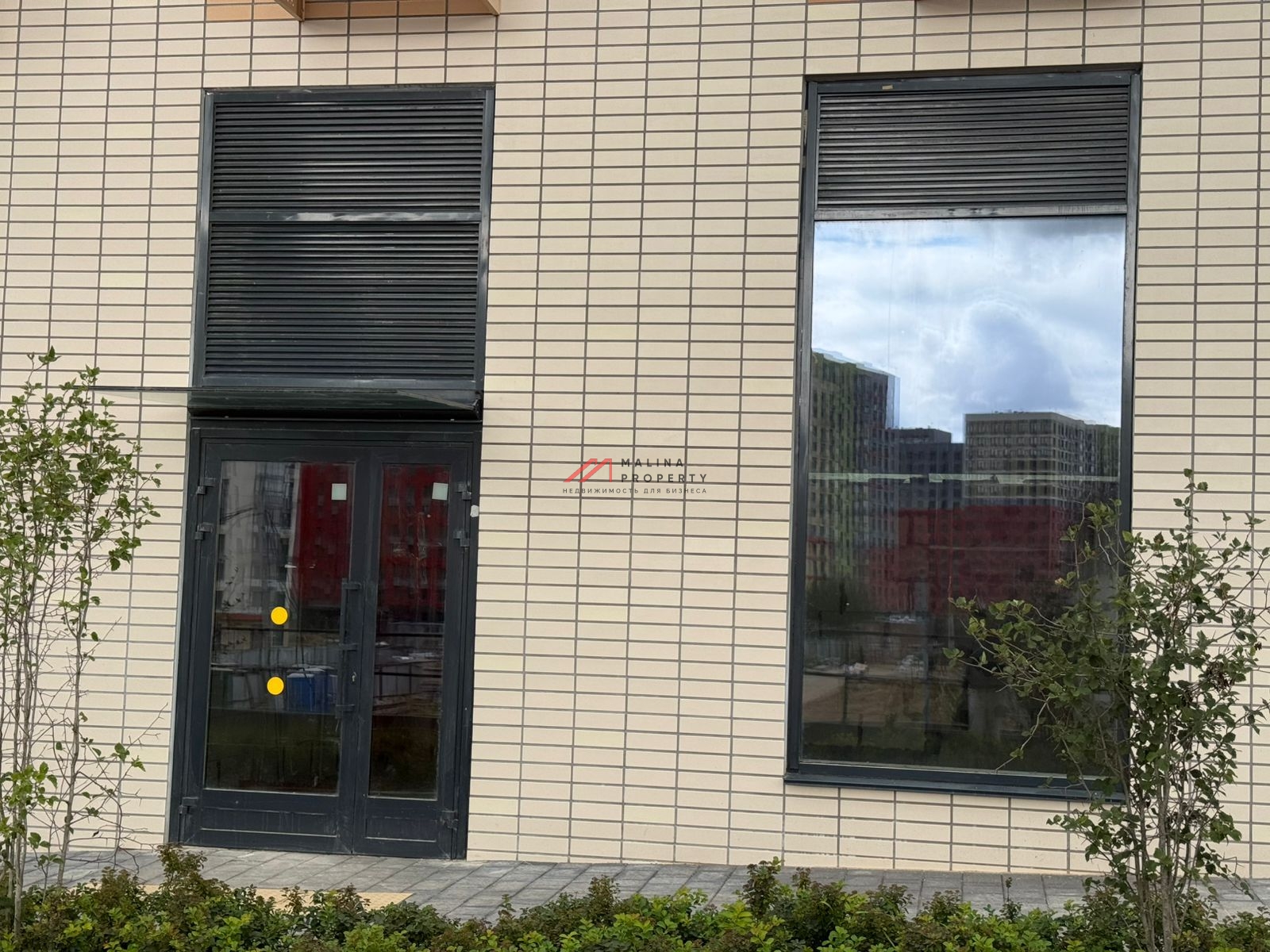 Продажа торгового помещения в ЖК "Середневский лес"