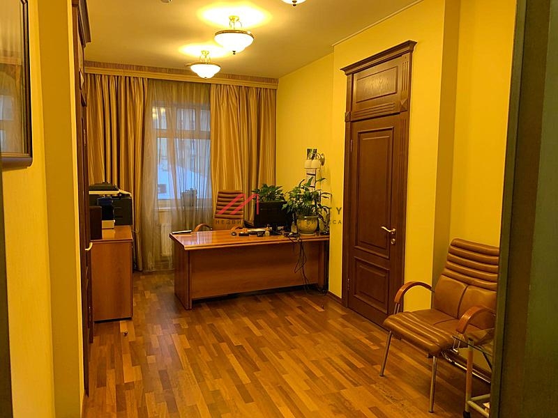 Продажа офисного здания в Москве