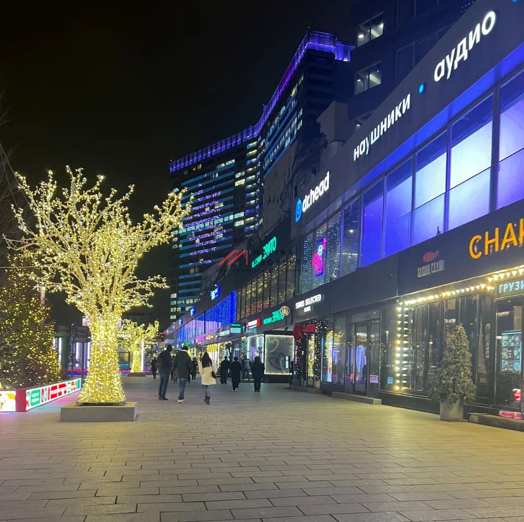 Продажа помещения с арендаторами на Новом Арбате