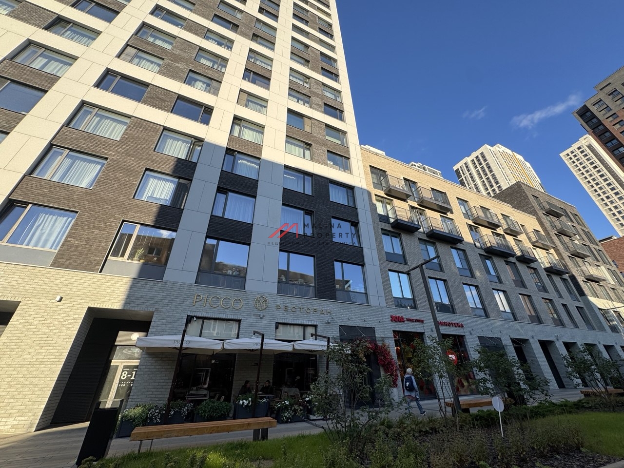 Продажа нежилого помещения в ЖК Хедлайнер