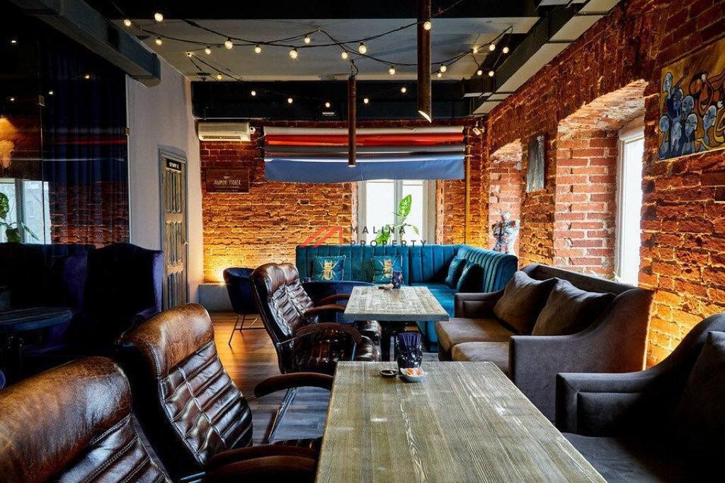 Продажа здания с арендаторами на Цветном бульваре