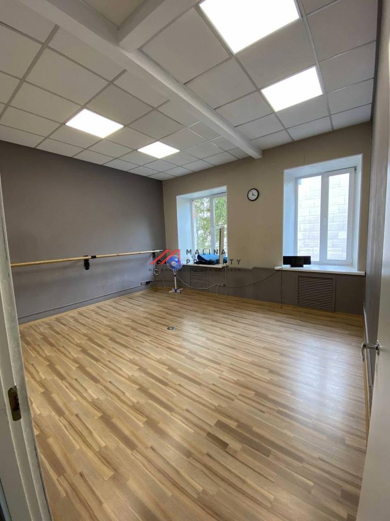 Продажа здания с арендаторами на Цветном бульваре