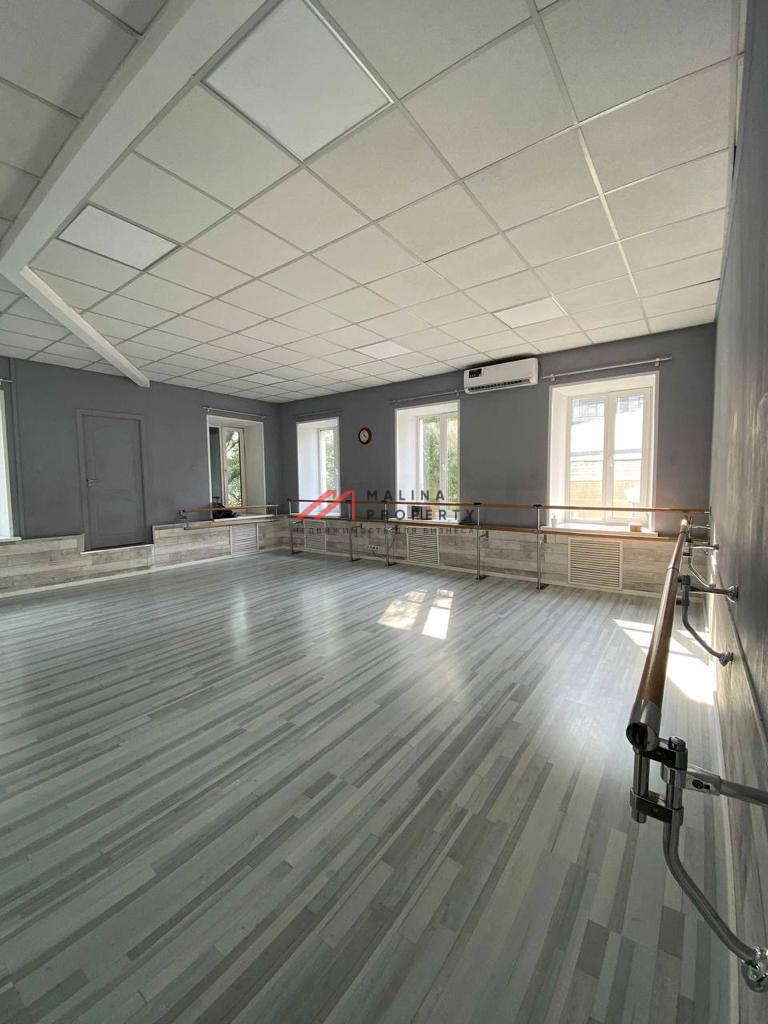 Продажа здания с арендаторами на Цветном бульваре