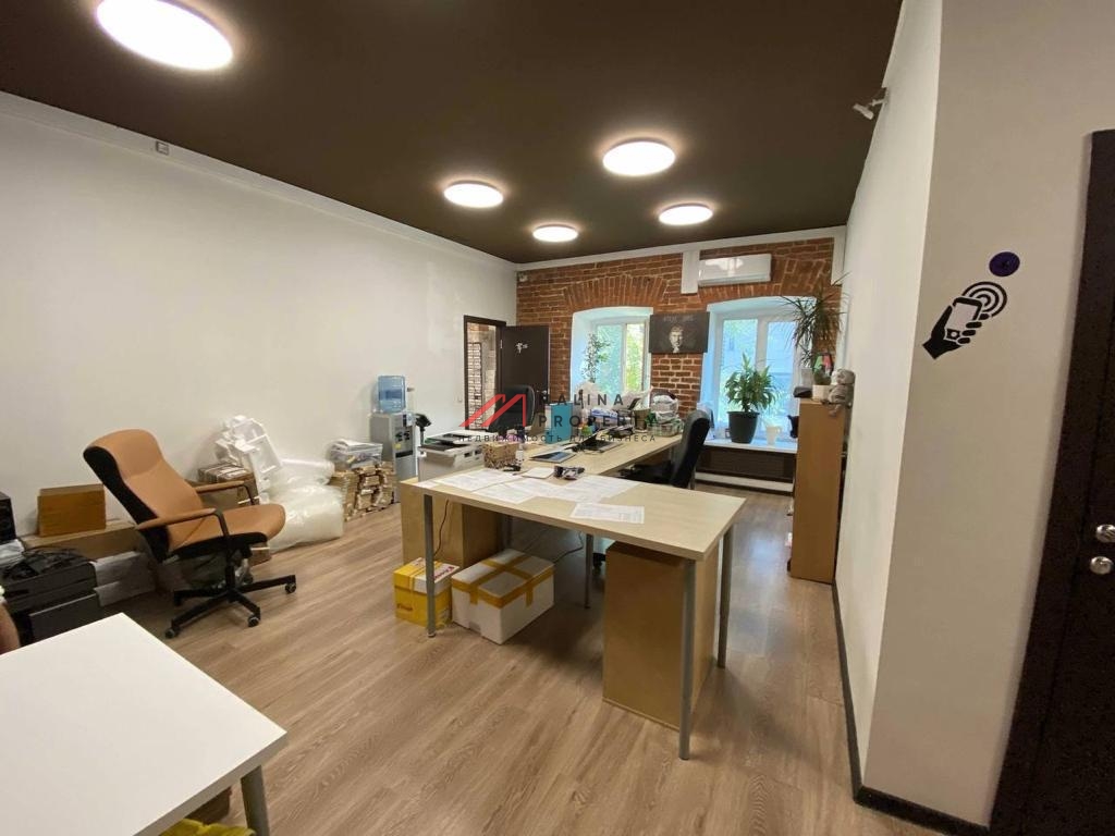 Продажа здания с арендаторами на Цветном бульваре