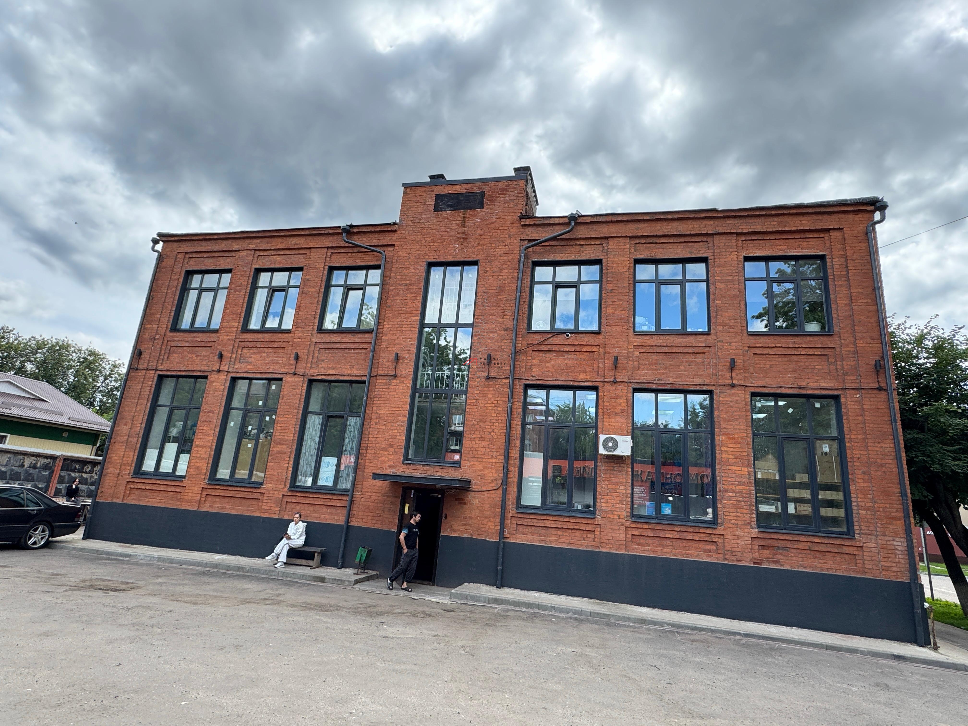 Продажа торгового здания с арендаторами в Ногинске