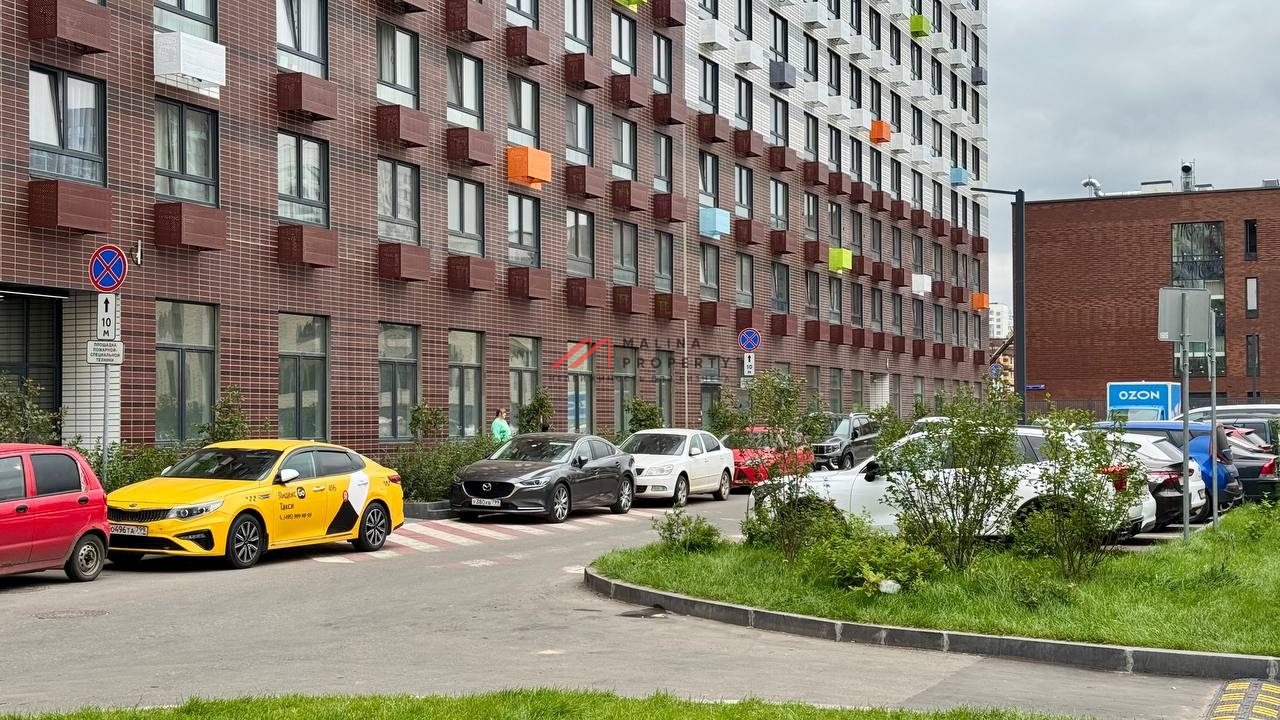 Аренда торгового помещения в ЖК "Бунинские луга"