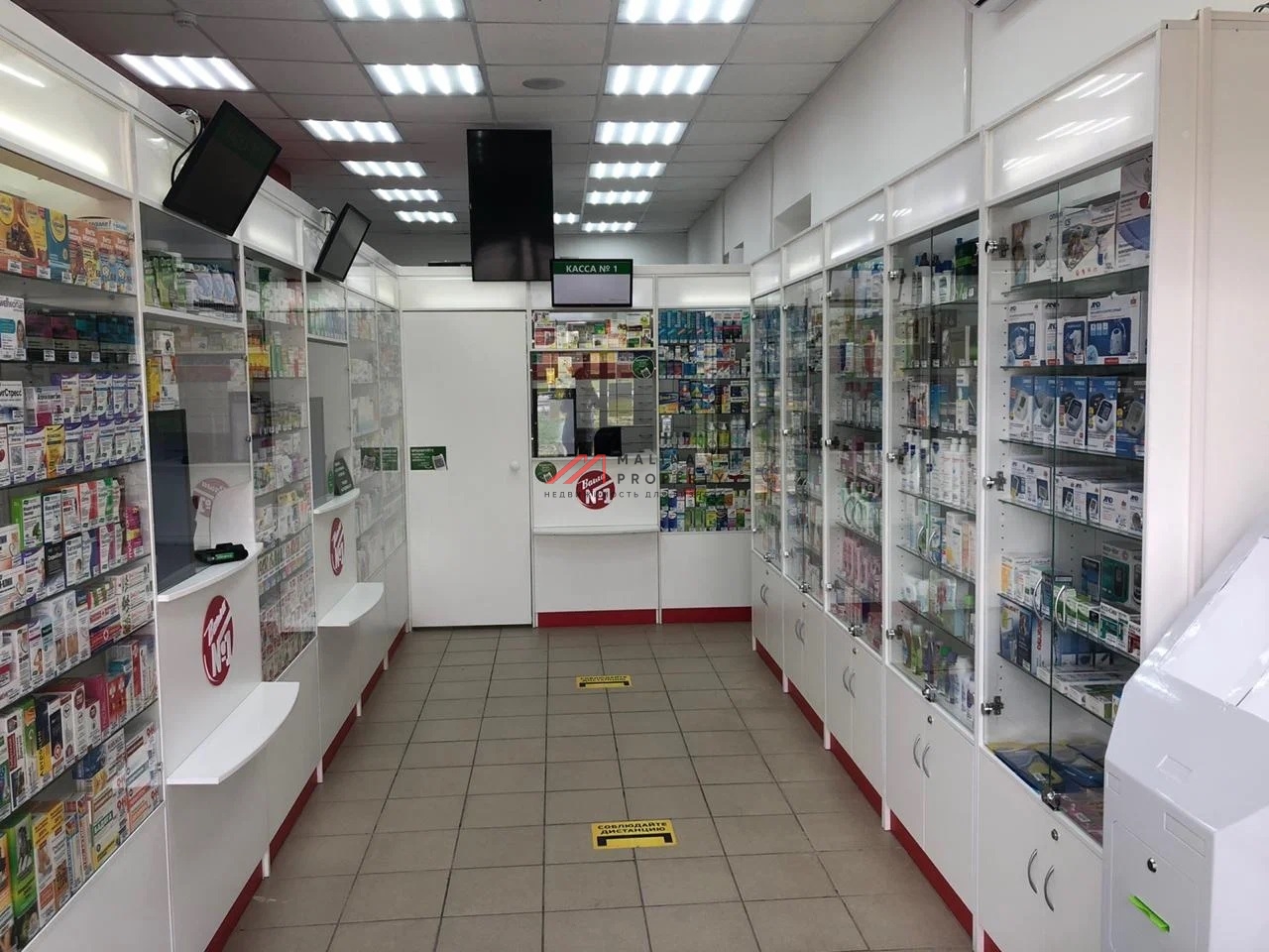 Продажа помещения с арендатором аптека у метро  Тушинская 
