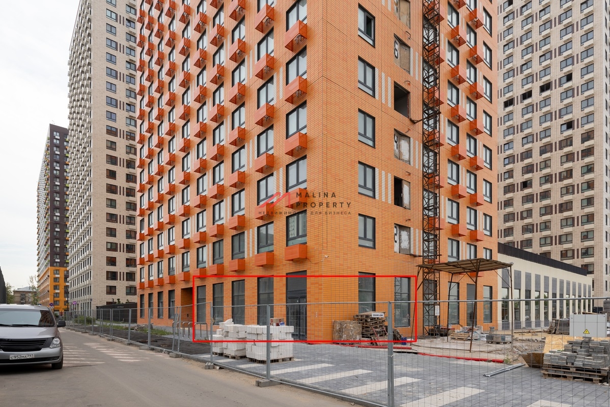 Продажа торгового помещения в ЖК "Волжский парк" 