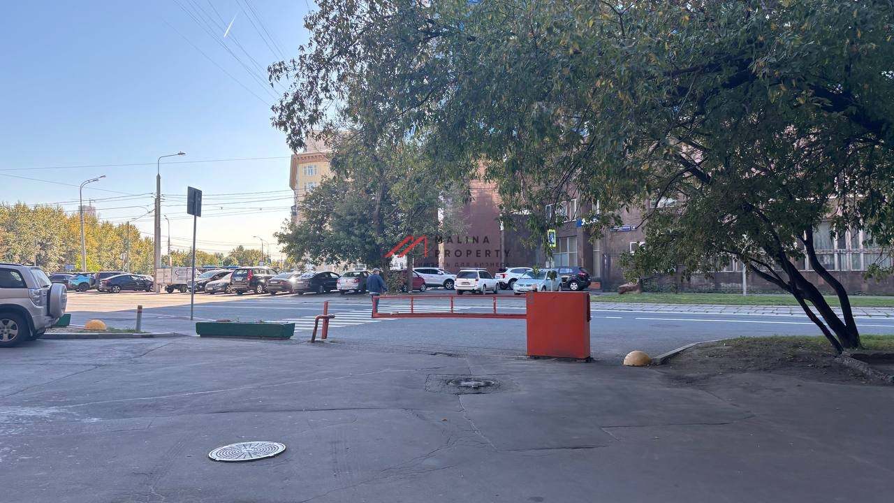 Аренда торгового помещения у метро Дубровка