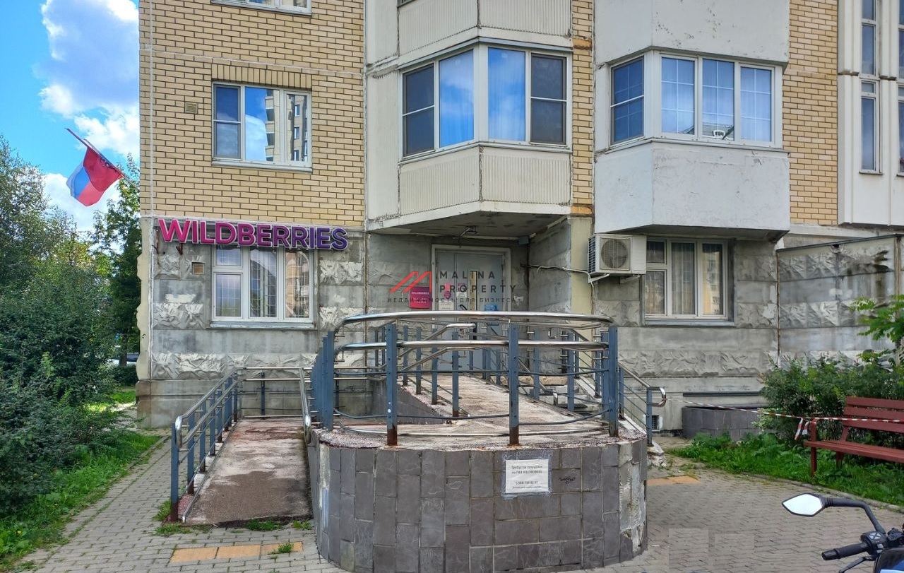 Продажа торгового помещения в ЖК "Головино" 