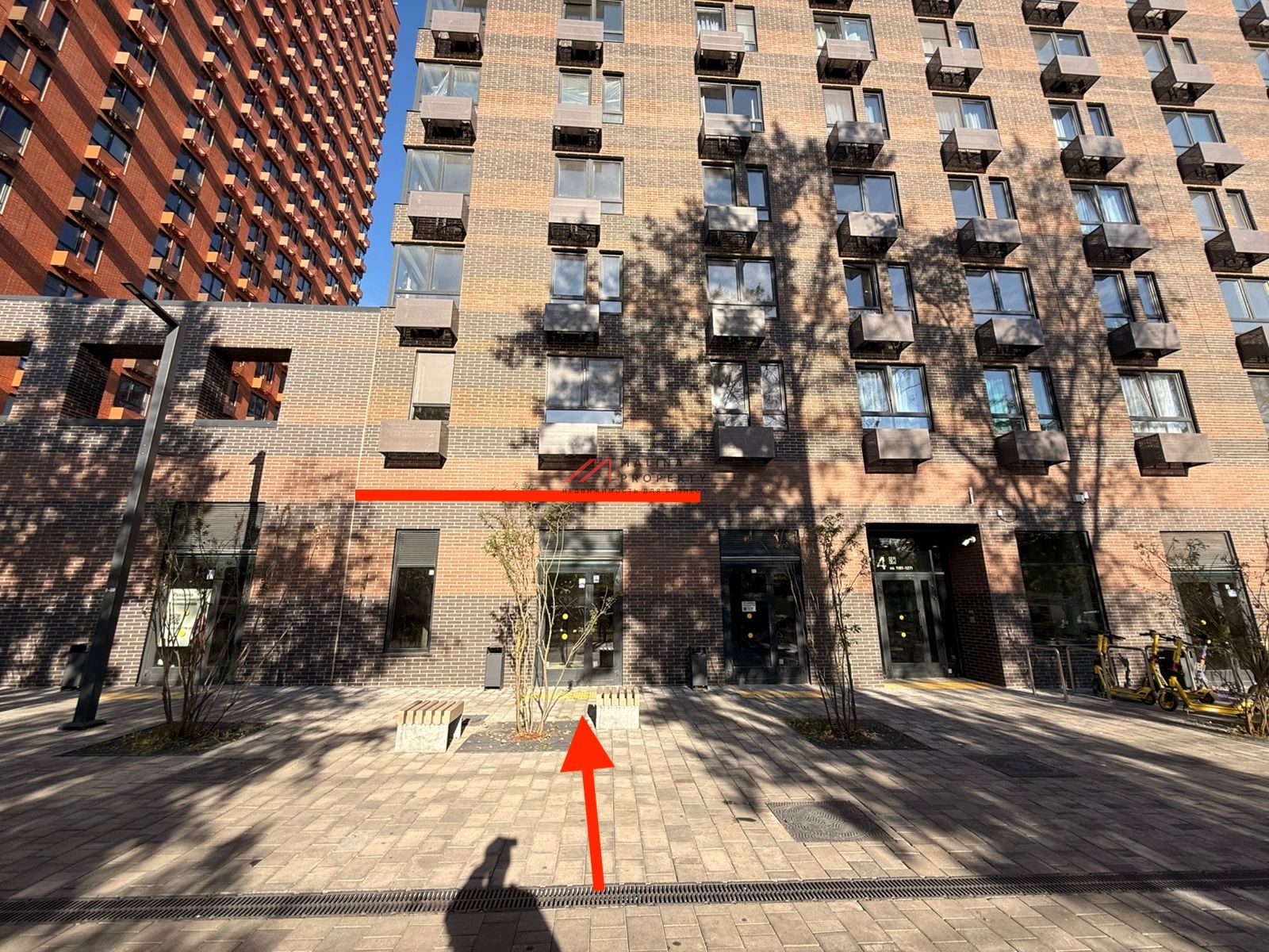 Аренда помещения на 1-й линии в ЖК "2-й Нагатинский" 