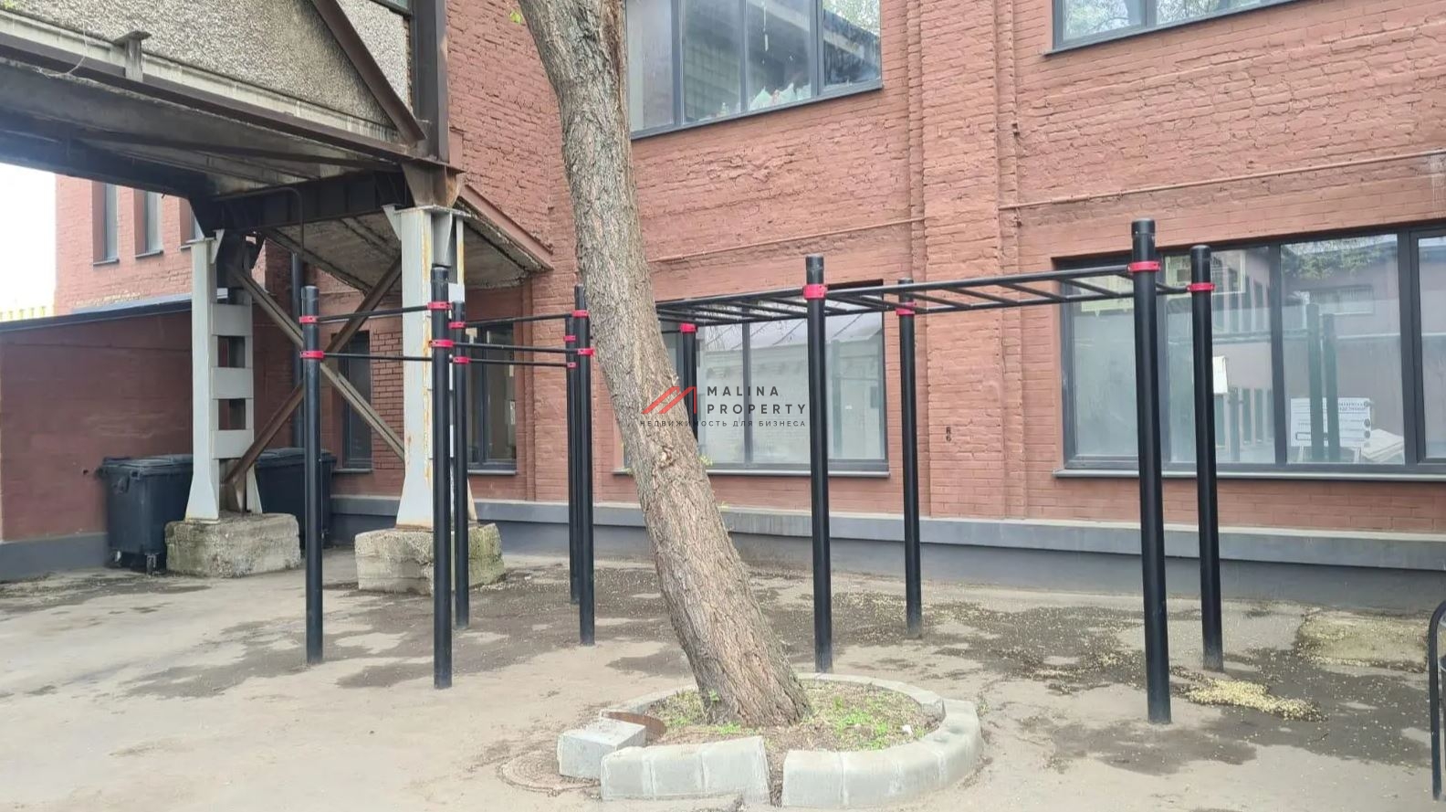 Продажа двух зданий с арендаторами в Москве