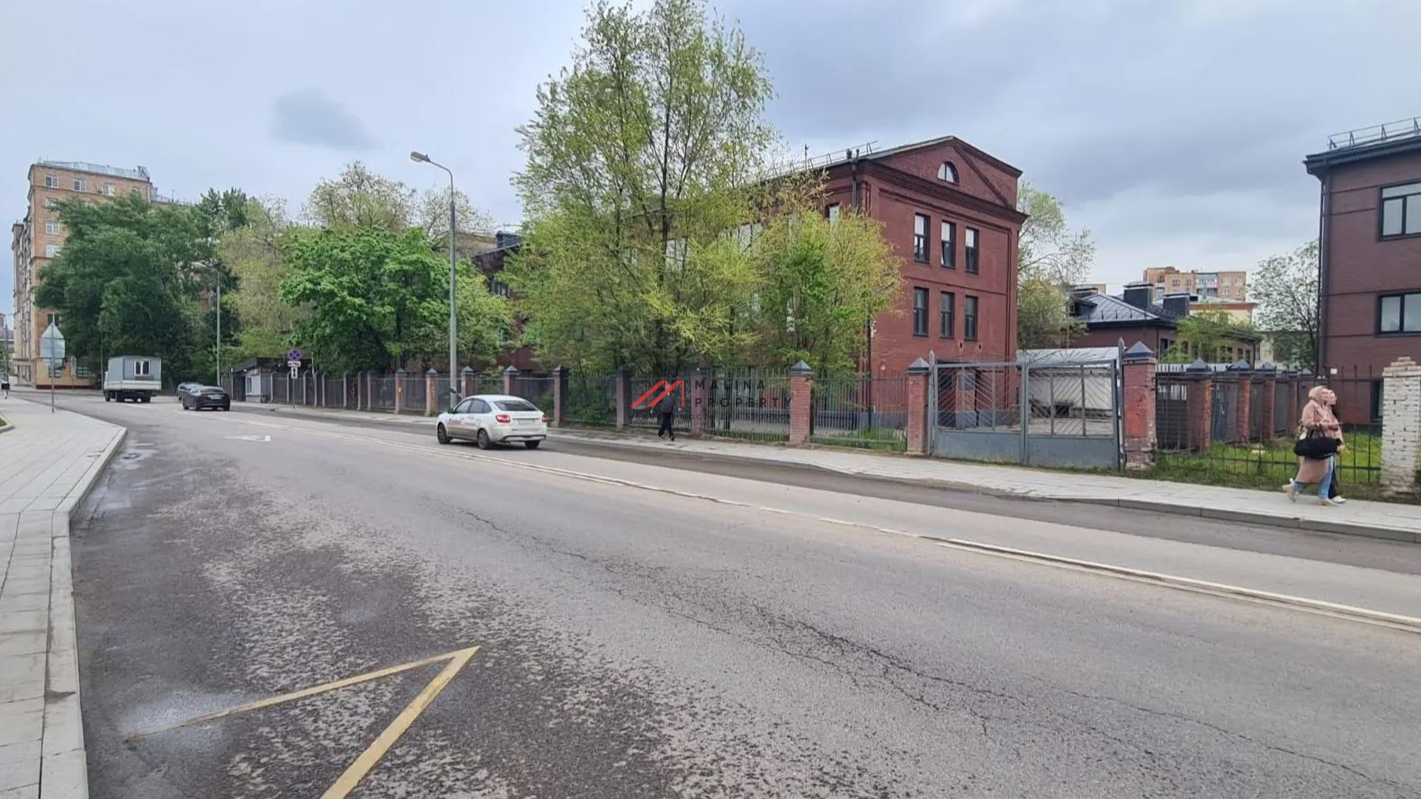 Продажа двух зданий с арендаторами в Москве