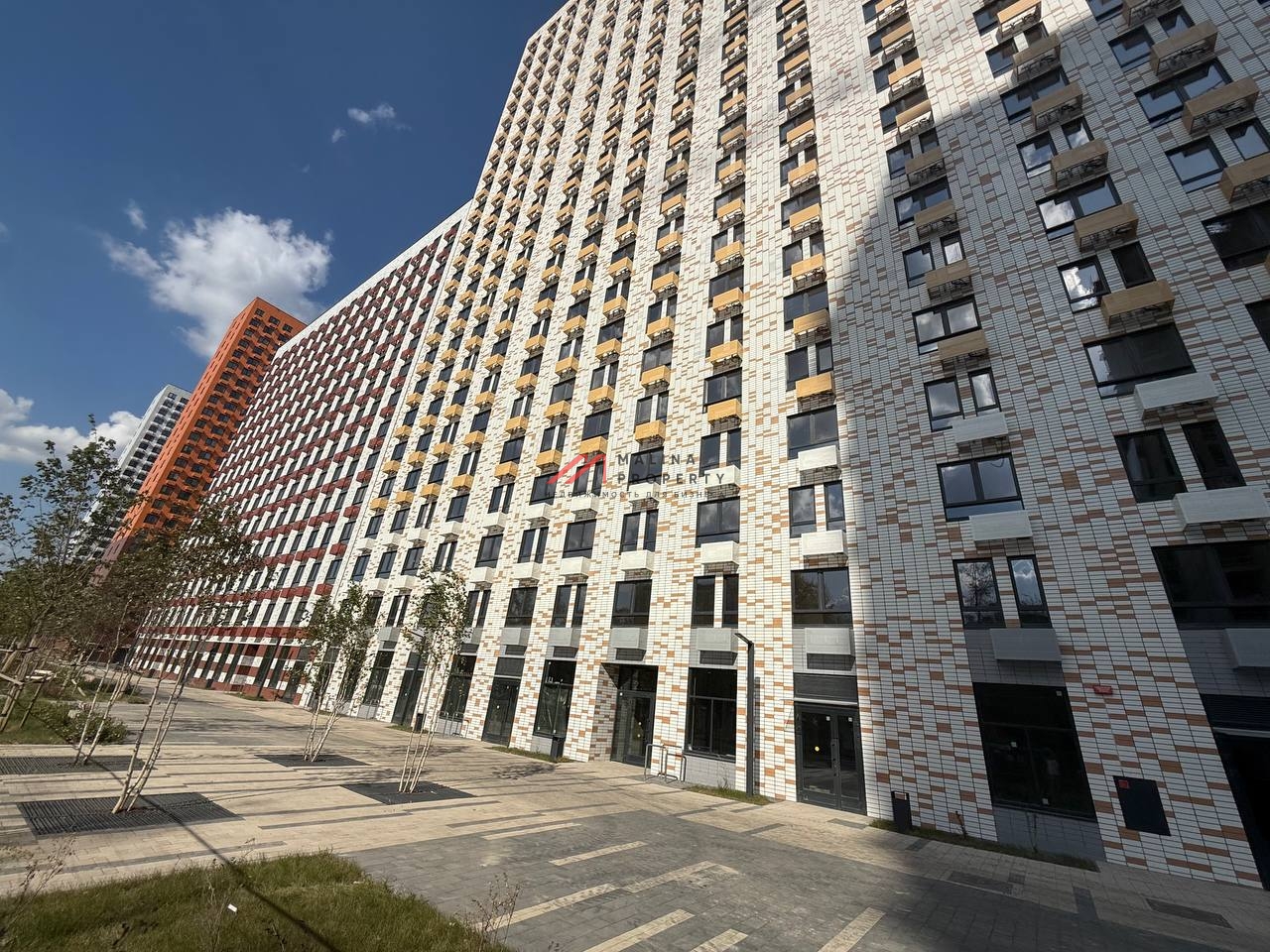 Продажа помещения в ЖК "Кольская 8" на 1-й линии