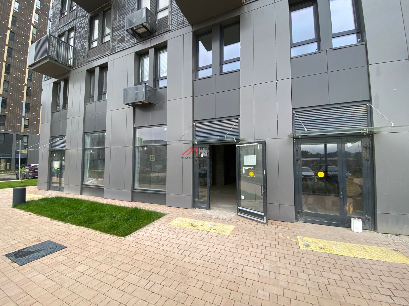 Продажа помещения с арендатором ПВЗ в ЖК "Остафьево" 