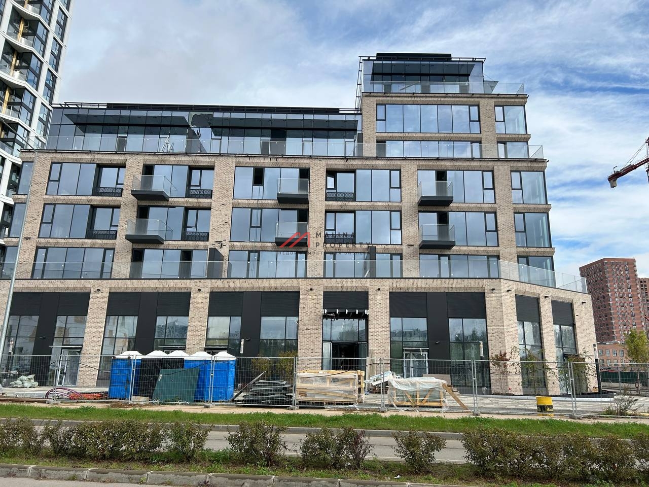 Продажа торгового помещения в ЖК Примавера 