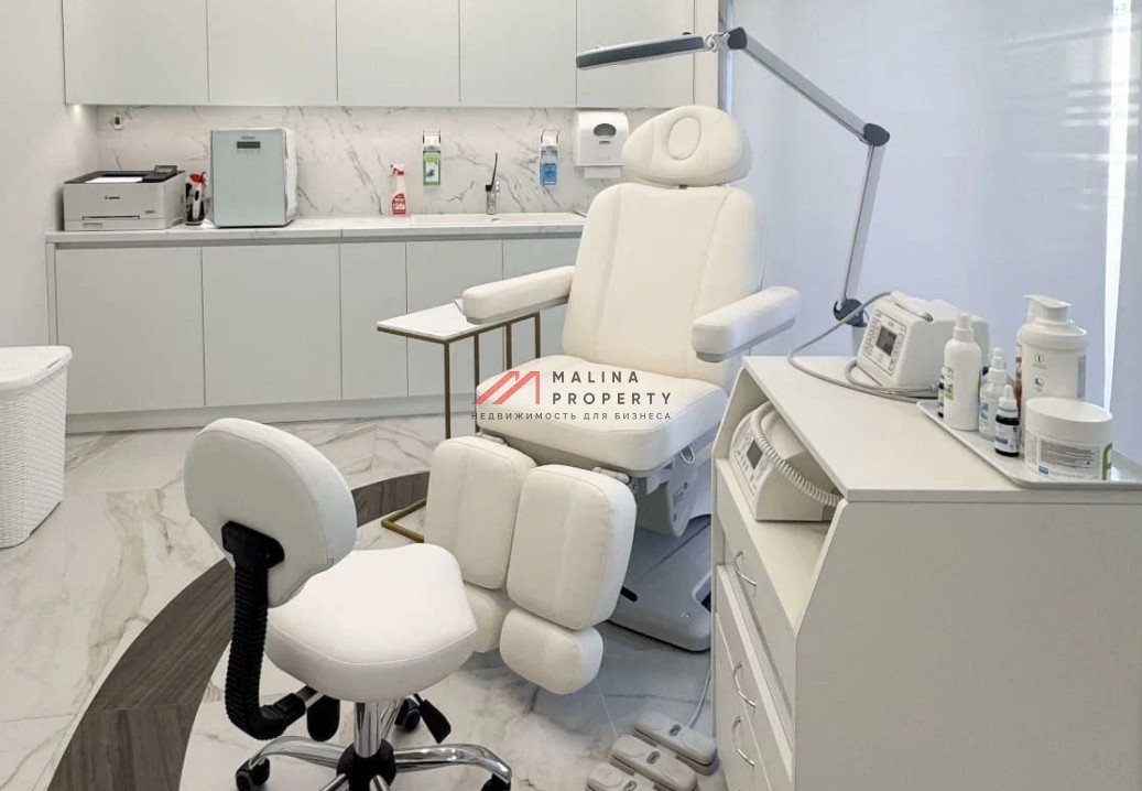 Продажа торгового помещения с арендатором "СМ-Подолгоия"