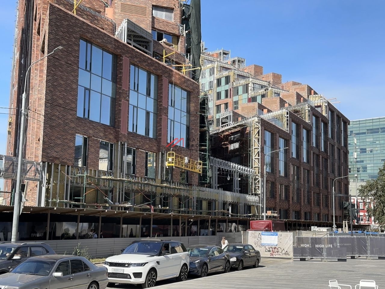 Продажа торгового помещения с арендатором в ЖК "Voxhall" 