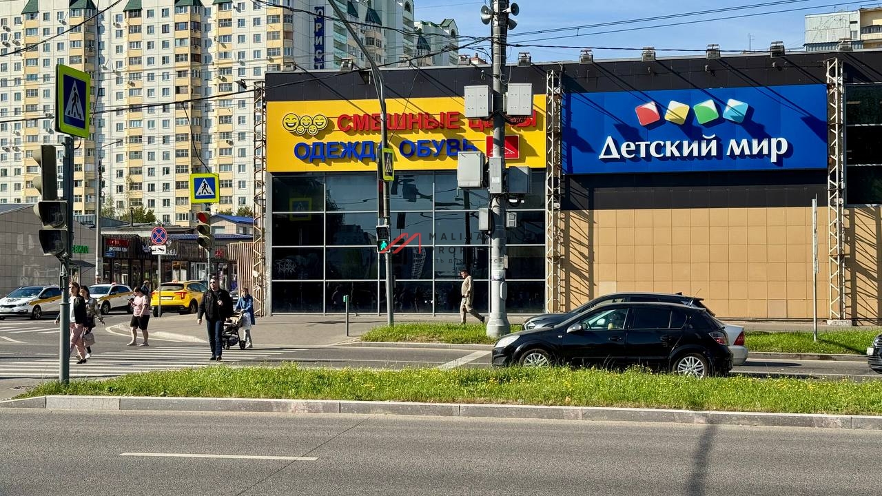 Продажа помещения с арендатором "Детский мир" 