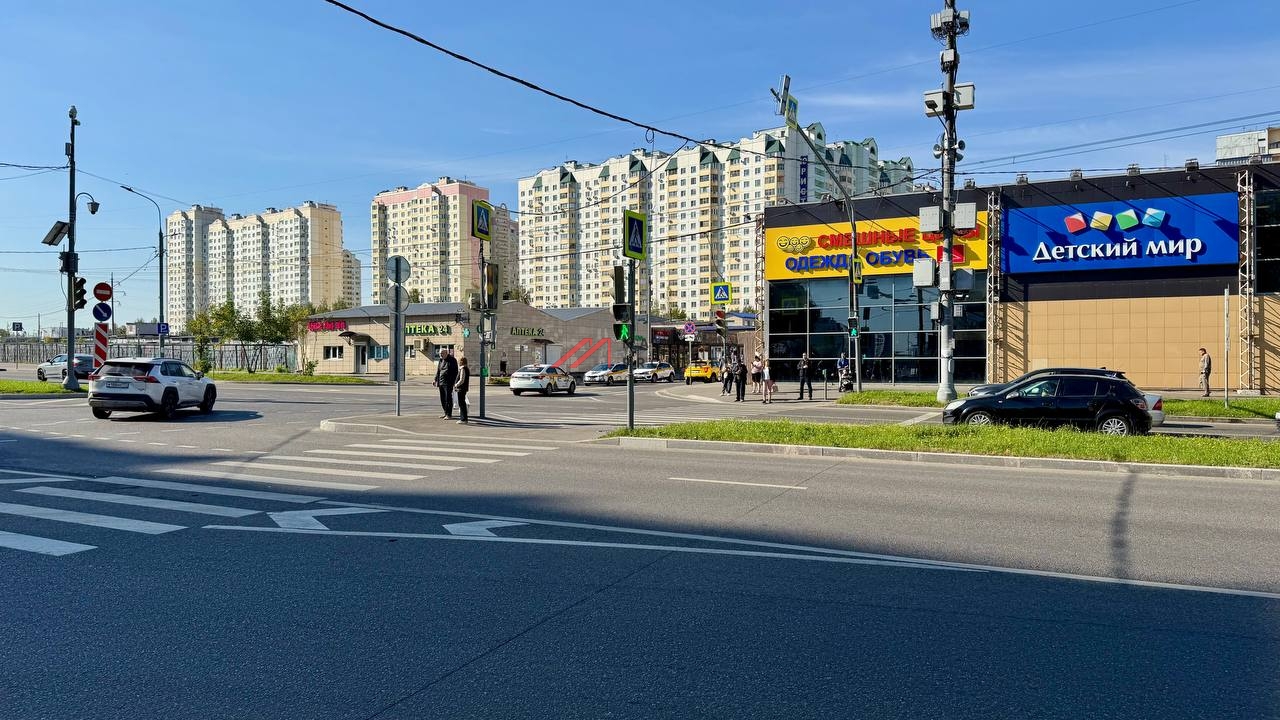 Продажа помещения с арендатором "Детский мир" 