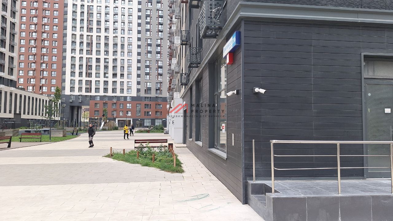 Продажа торгового помещения в жилом комплексе Тринити