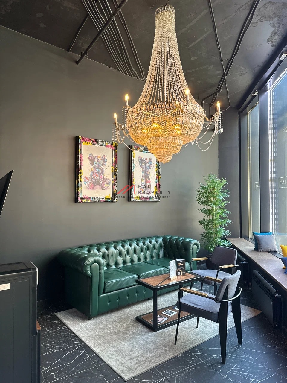 Продажа помещения с арендаторами в ЖК "Фестиваль парк" 