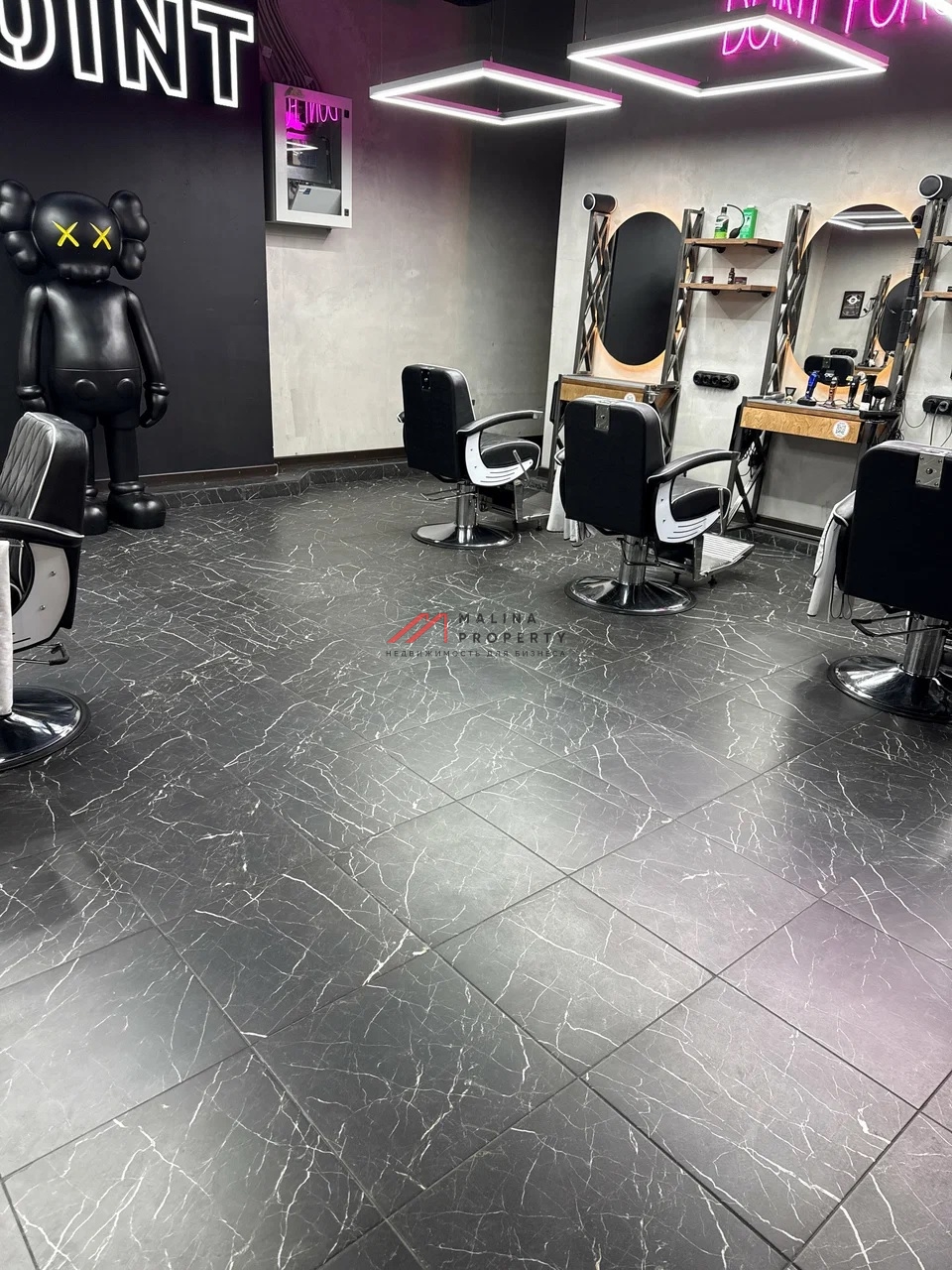 Продажа помещения с арендаторами в ЖК "Фестиваль парк" 