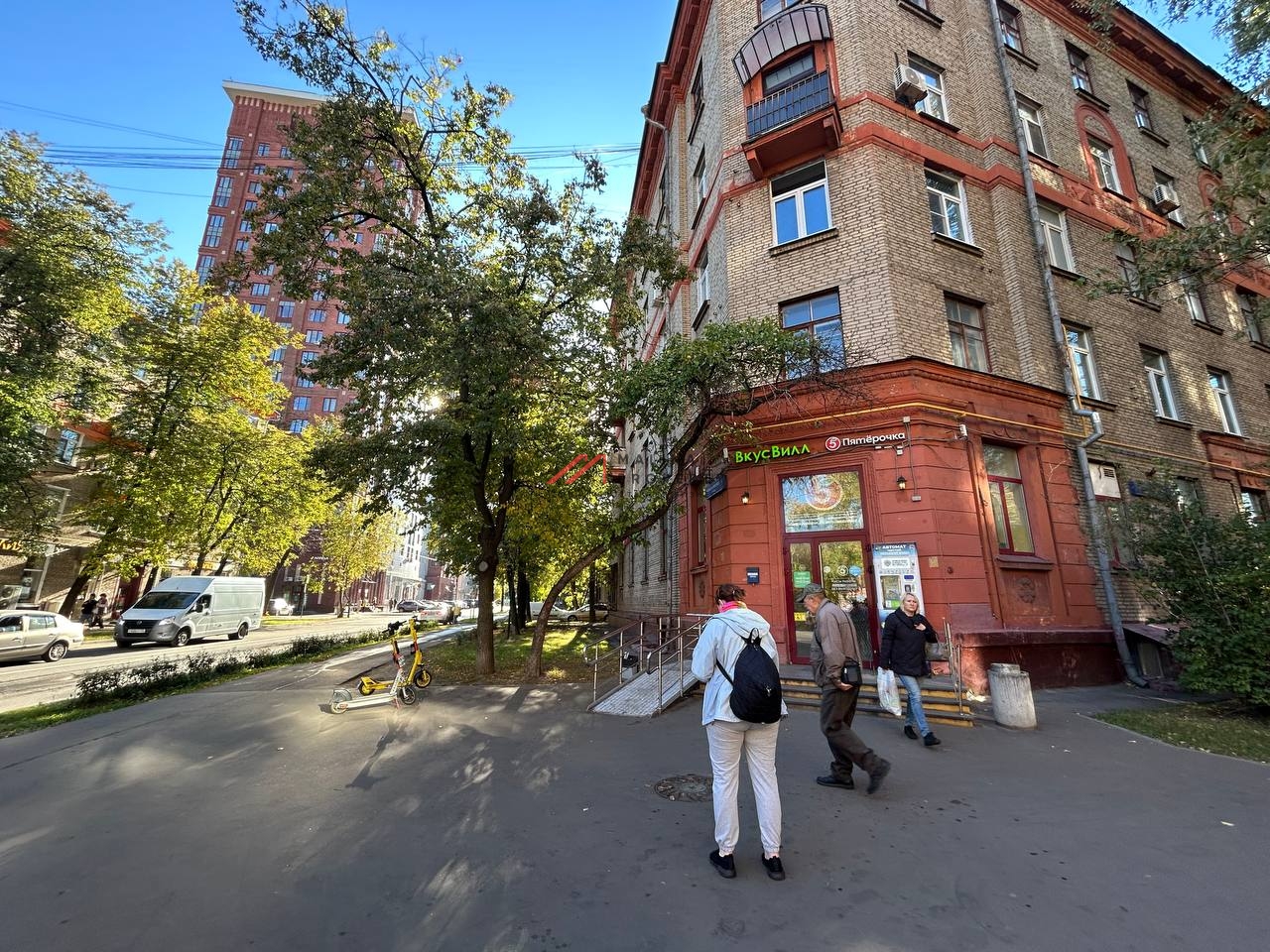 Продажа помещения с магазином "ВкусВилл"