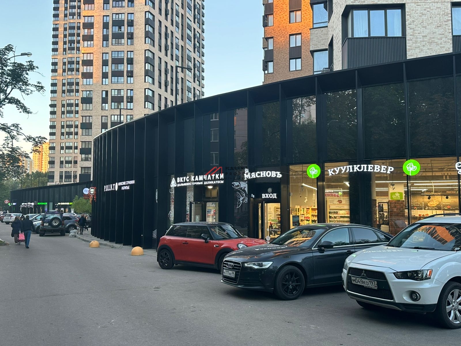 Продажа помещения с арендаторами в ЖК "Фестиваль парк" 