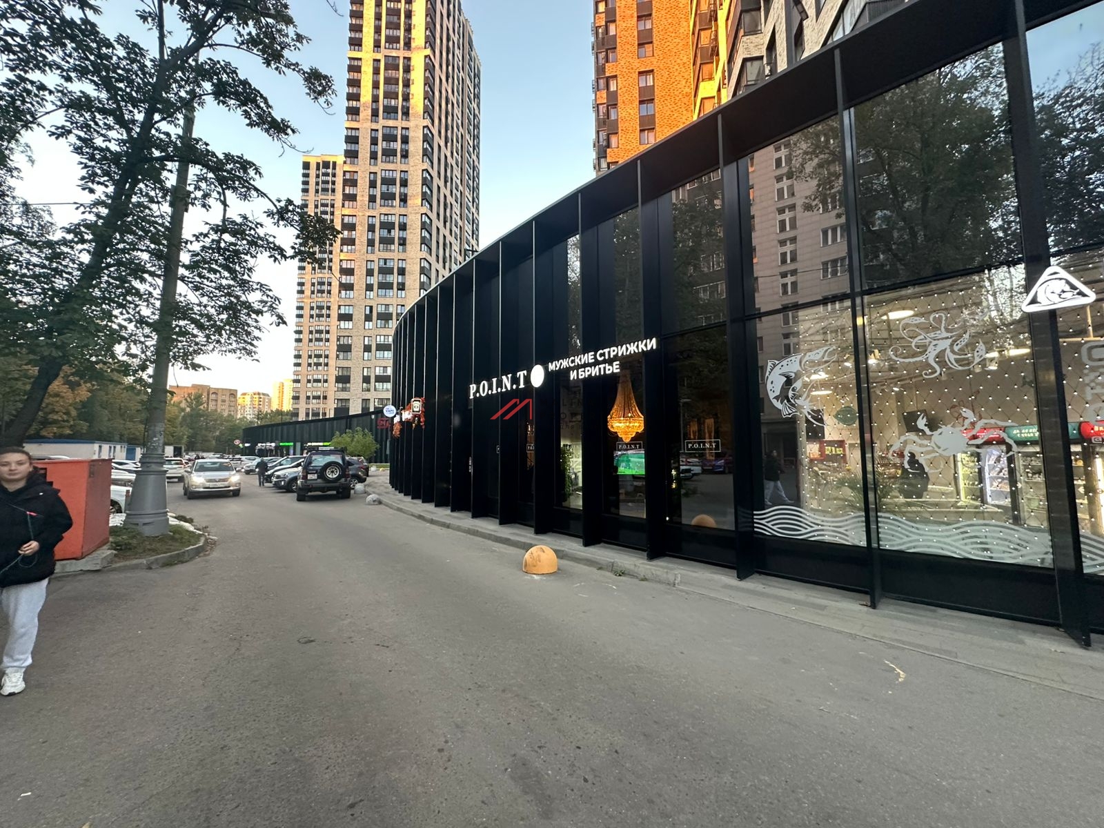 Продажа помещения с арендаторами в ЖК "Фестиваль парк" 