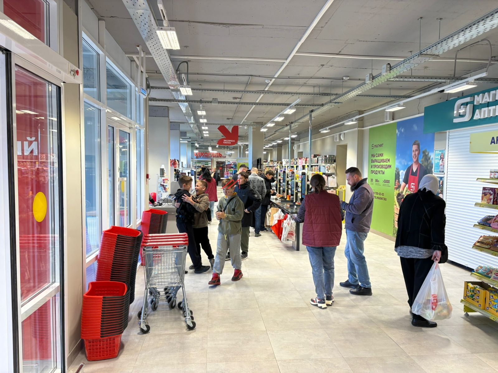 Продажа торгового помещения с супермаркетом Магнит