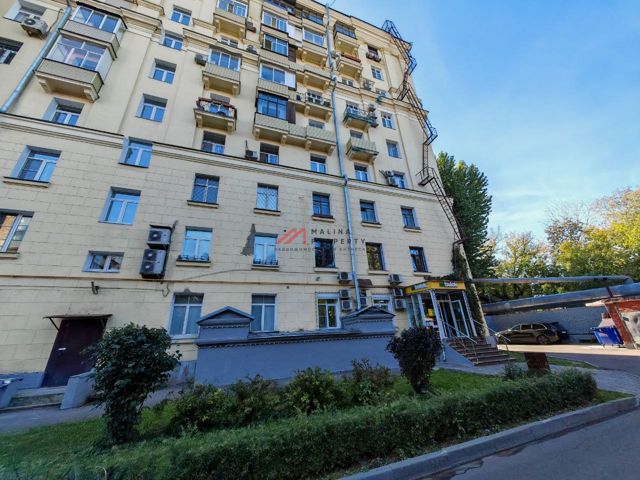 Продажа торгового помещения на Бережковской набережной